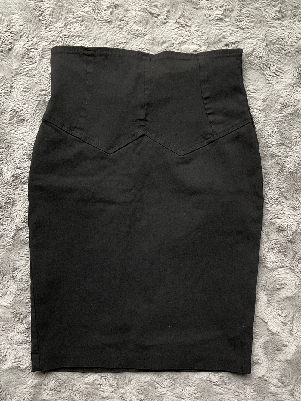 Black stretchy business pencil midi skirt